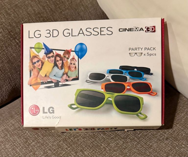 LG 3d glasses bundle