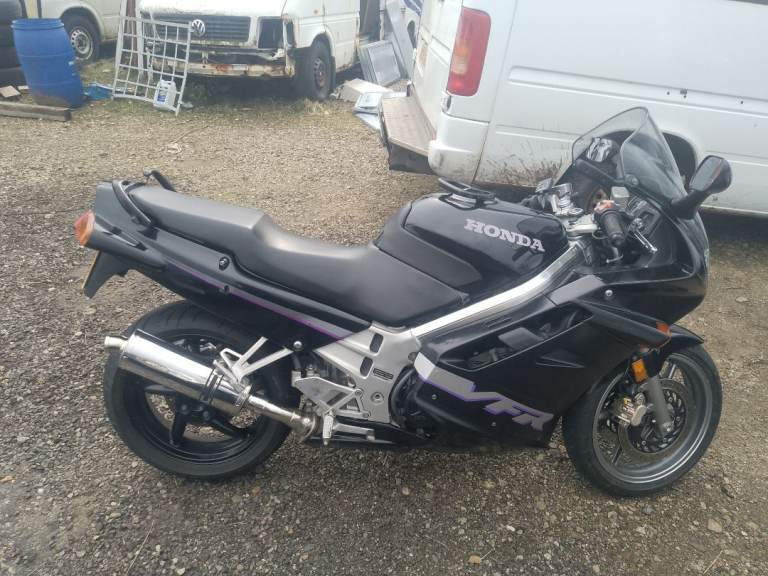 Honda VFR 750 