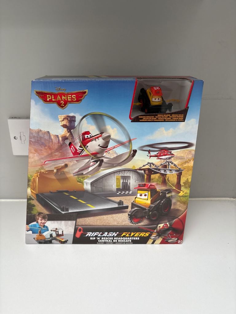 Disney Planes 2 Riplash Flyers Rip ‘n’ Rescue Headquarters - New
