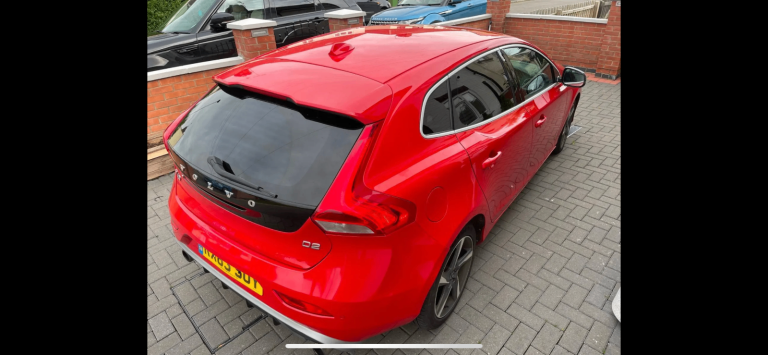 Volvo, V40, Hatchback, 2013, Manual, 1560 (cc), 5 doors