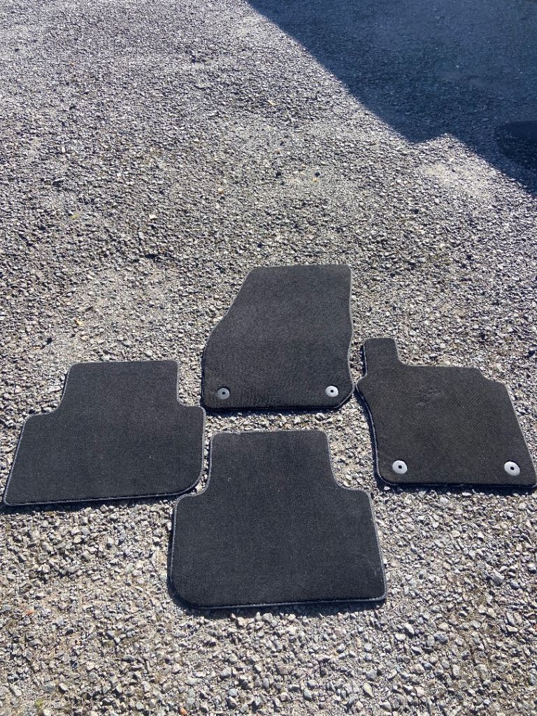 Genuine VW TIGUAN 2026 MK3 black carpet Car mats 