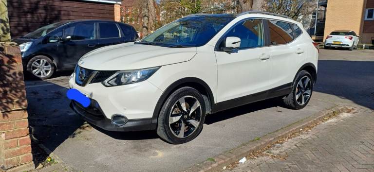 Nissan, QASHQAI, Automatic, Petro,White colour, SUV, 2015, Other, 1197 (cc), 5 doors