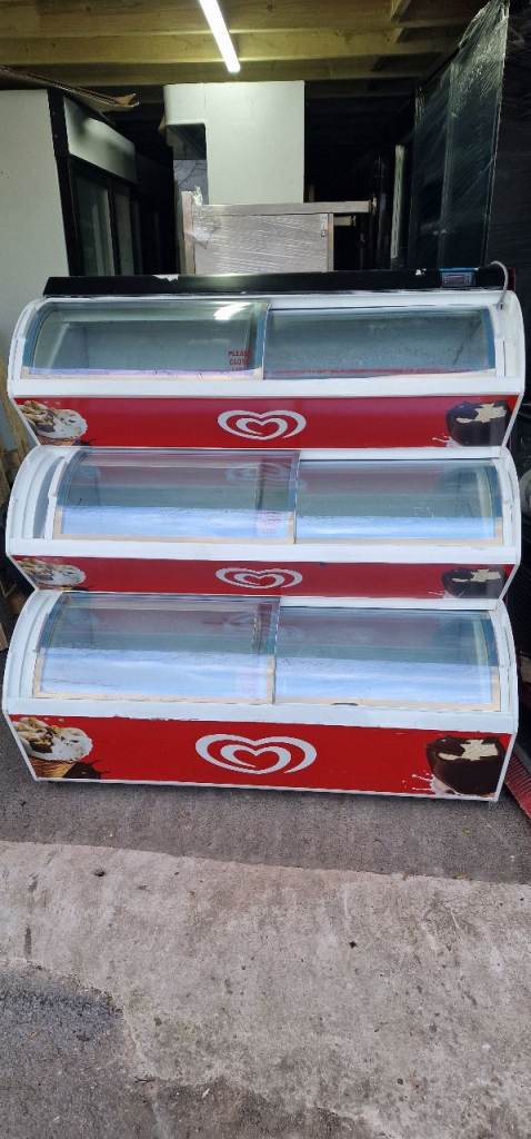 WALL'S NEW MODEL COMMERCIAL ICE CREAM DISPLAY FREEZER FULLY WORKING 