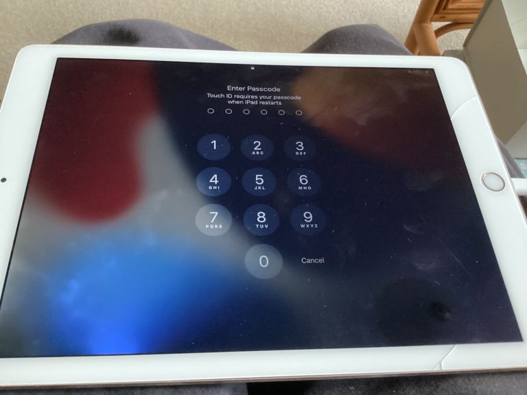 Ipad air 2 £5.00