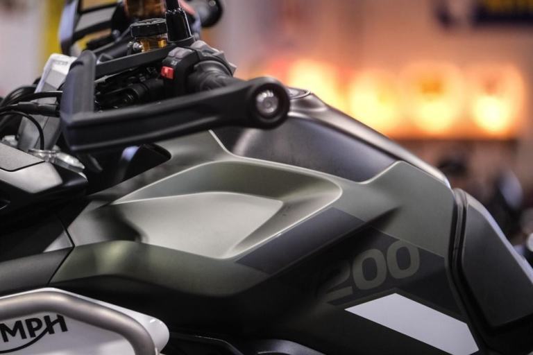 Triumph Tiger 1200 Rally Pro Adventure - Arrow End Can