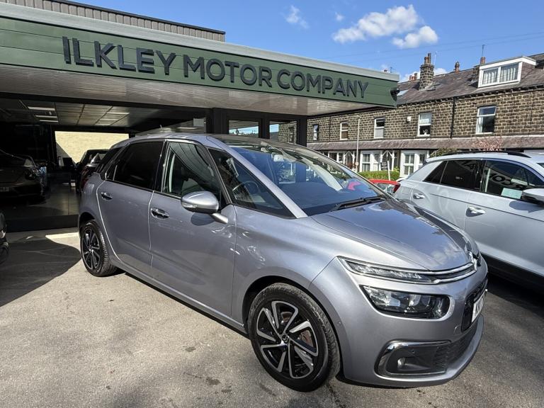 2017 (17) Citroen C4 Picasso 1.6 Automatic Flair Diesel 49700 miles