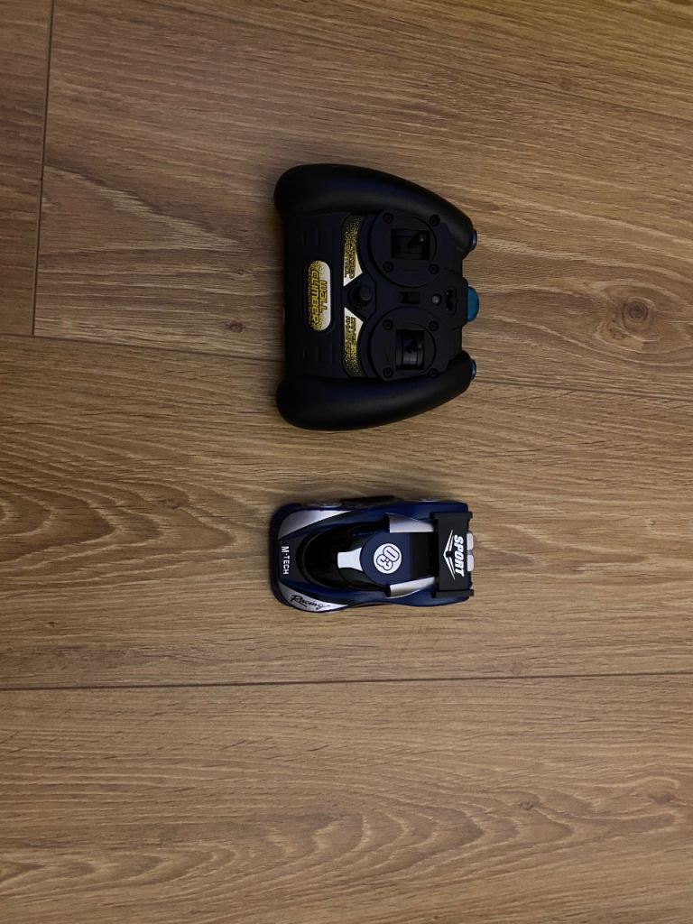 Wall Climbing Car - Zero Gravity R/C Car 