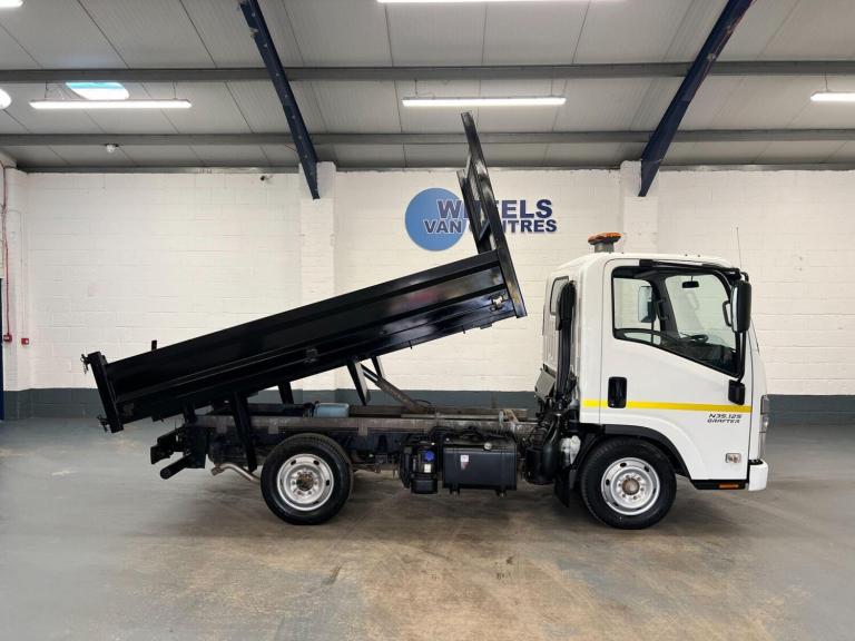 2022 Isuzu N35 Chassis Cab SE Easyshift CHASSIS CAB DIESEL Automatic
