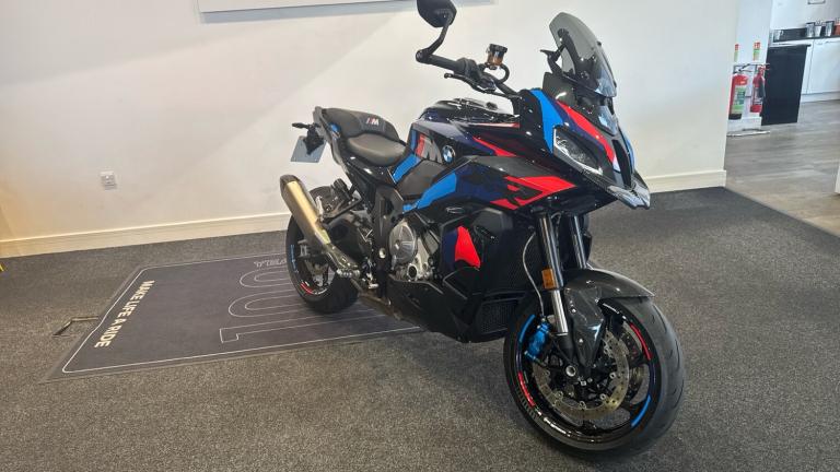 2024 BMW M3 M1000 XR (24MY) DUEL PETROL Manual