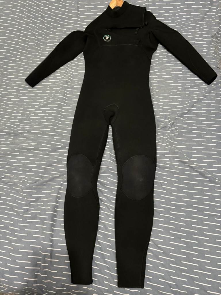 Cold Weather Surfing Bundle (Wetsuits, Boots, Gloves, Hood, Hanger, Mat)