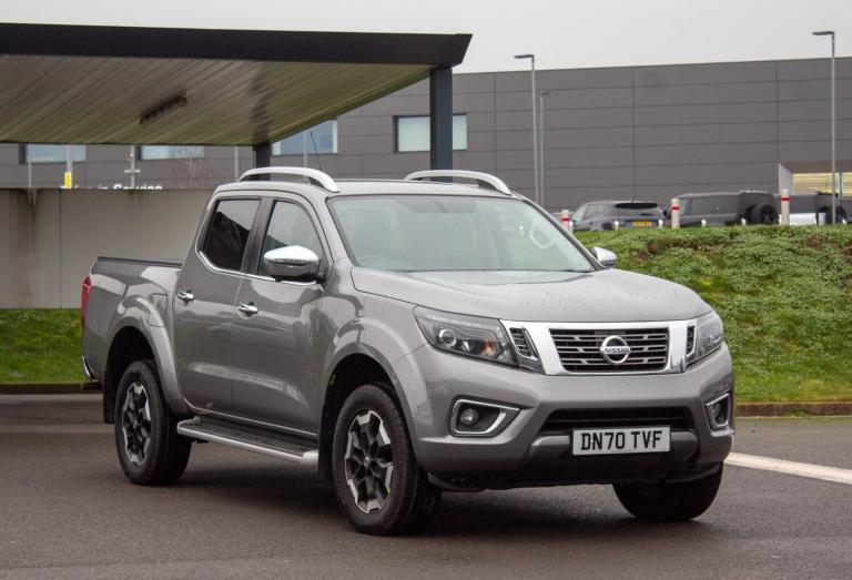 2020 Nissan Navara Double Cab Pick Up Tekna 2.3dCi 190 TT 4WD PICK UP DIESEL Manual
