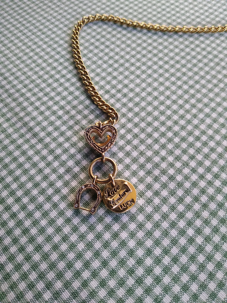 Juicy Couture LOVELY NECKLACE  14 1/2inches  GOLD coloured