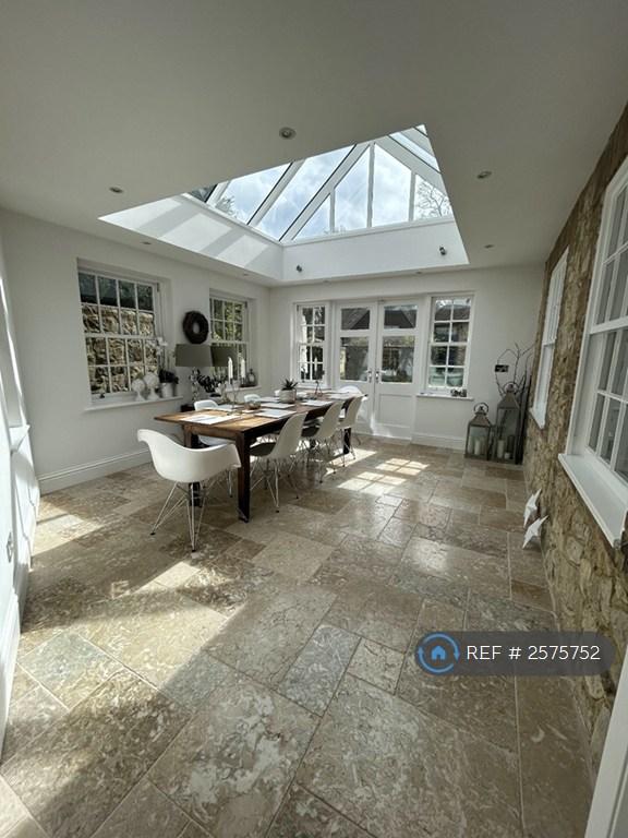 7 bedroom house in High Cross Road, Ivy Hatch, Sevenoaks, TN15 (7 bed) (#2575752)