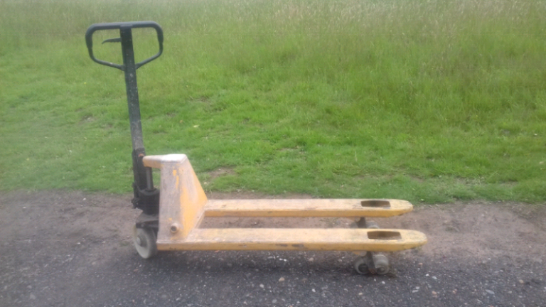 Pallet Pump Truck 