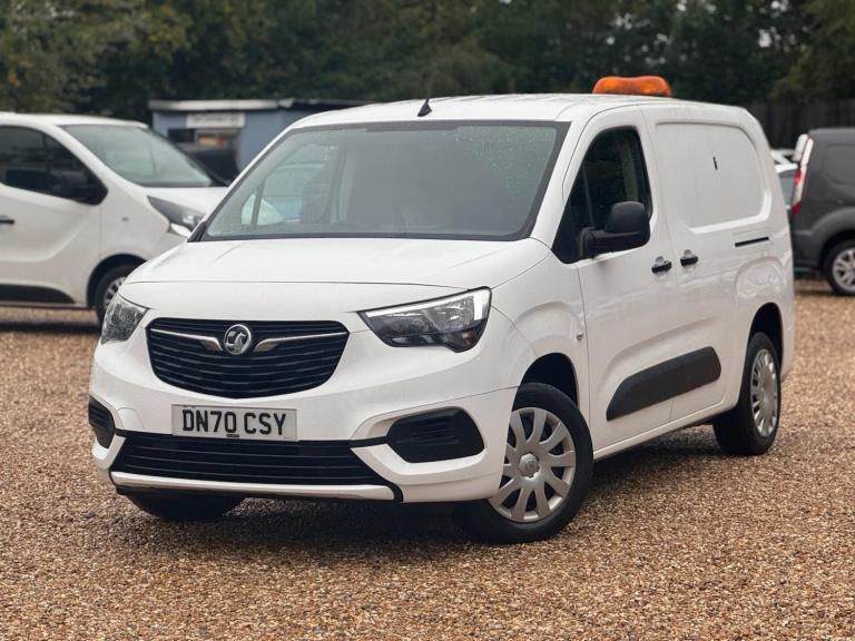2020 Vauxhall Combo 1.5 Turbo D 2300 Sportive L2 H1 Euro 6 (s/s) 4dr Panel Van Diesel Manual