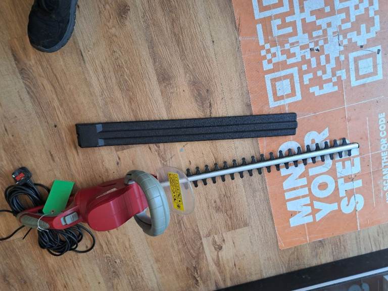 240v hedge cutter 