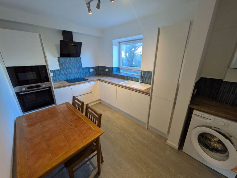 2 Bedroom Ground Floor Flat - Cameron Toll