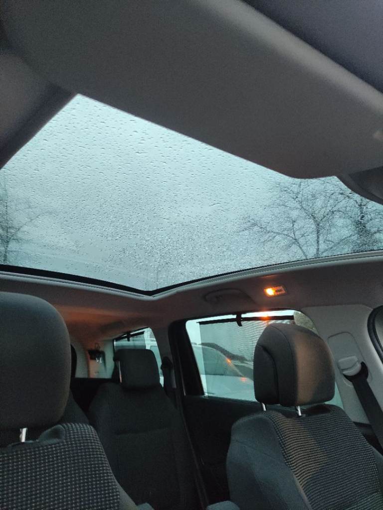 2016 Peugeot 5008 7 seater MPV Automatic Pan Roof