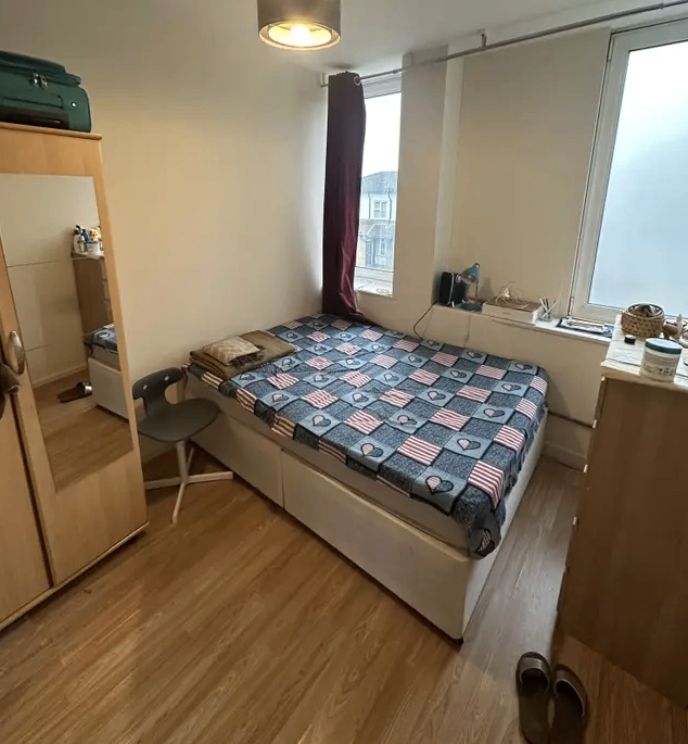 Spacious & Cosy Double Room For Rent AT TW7 6GJ