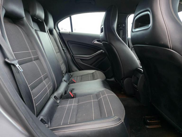 2015 Mercedes-Benz A-Class A200 [2.1] CDI Sport 5dr HATCHBACK DIESEL Manual