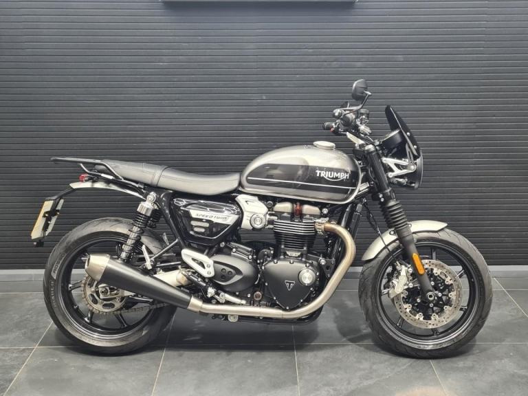 Triumph Speed Twin 1200 - 2019 *Excellent condition*