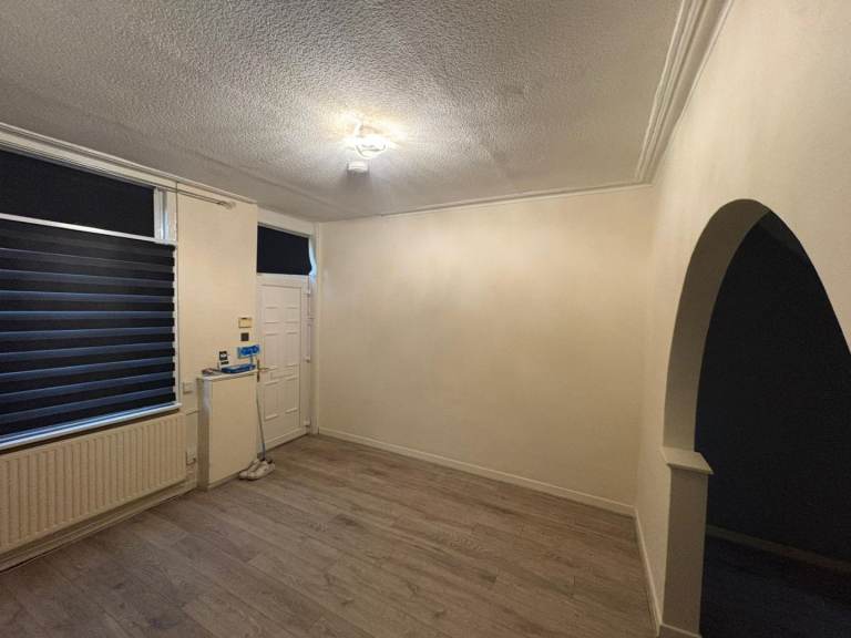 To let 2 bedroom house, Manville St St Helens