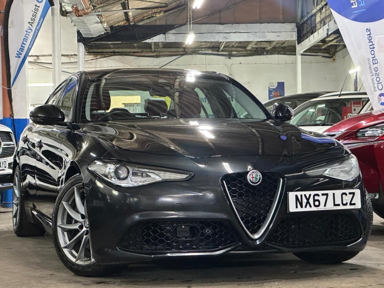 2017 Alfa Romeo Giulia 2.0T Veloce Saloon 4dr Petrol Auto Euro 6 (s/s) (280 ps) SALOON Petrol Aut...