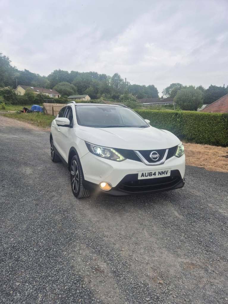 Nissan, QASHQAI, diesel tekna top spec full leather pan roof sat nav