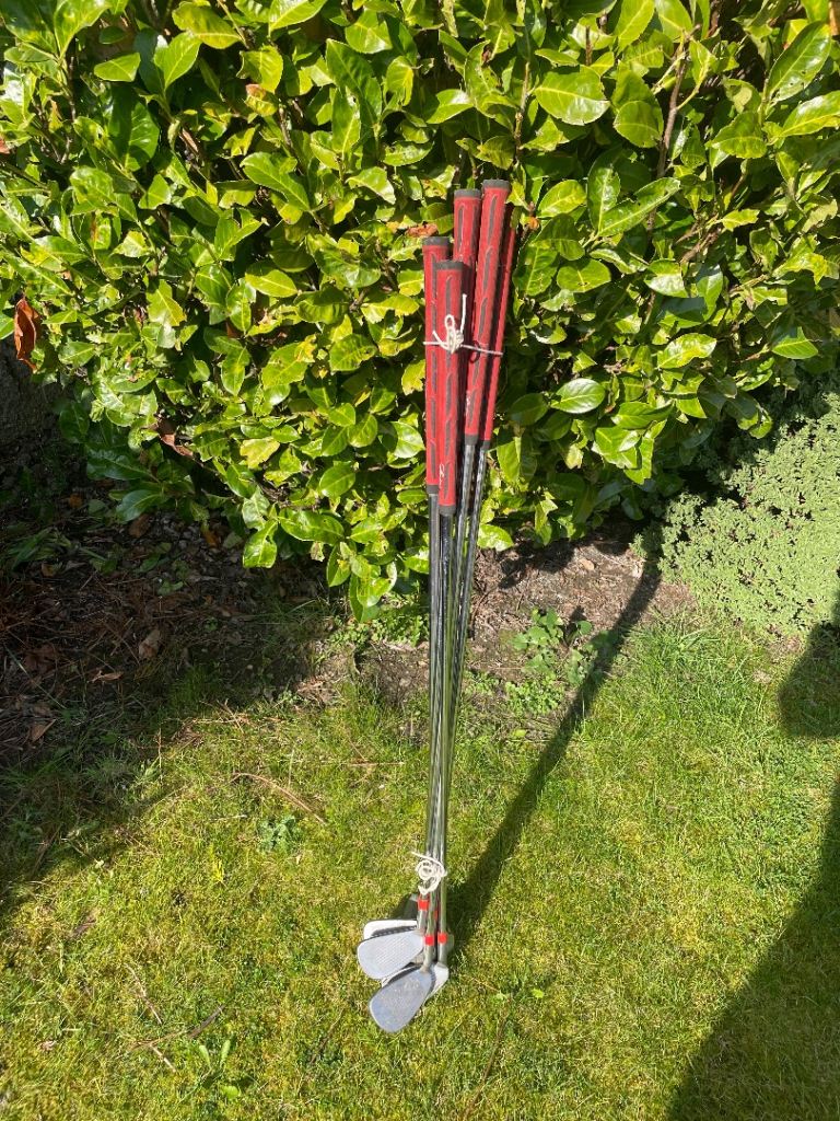 F2 Golf Irons Set - decent Condition