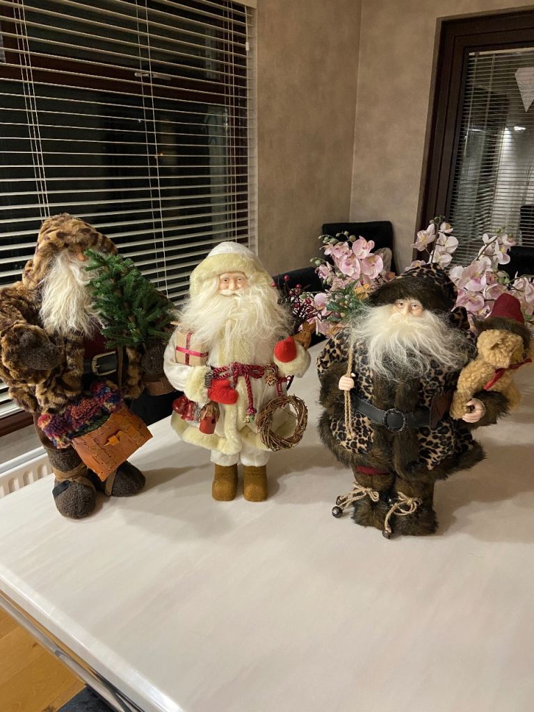3 Luxurious Santa Clauses - Can Be Bought Individually 