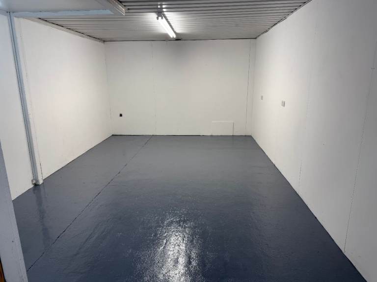 Workshop / Storage / Studio Unit to Let in Ditchling – 250 sq ft