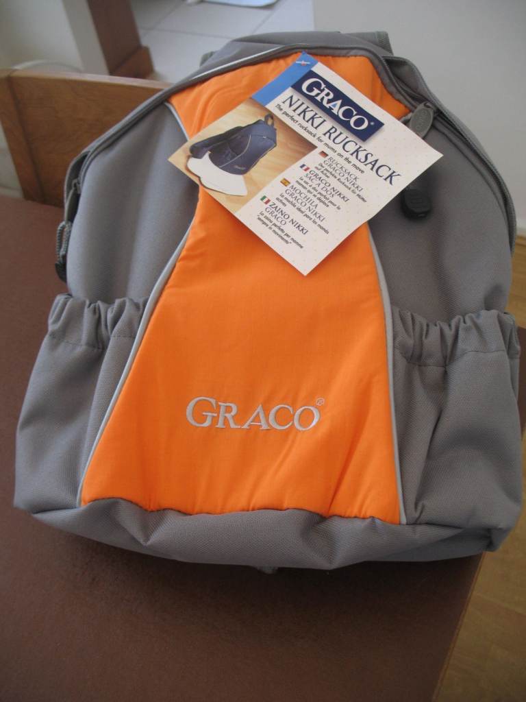 Graco baby changing bag with changing mat BNWT