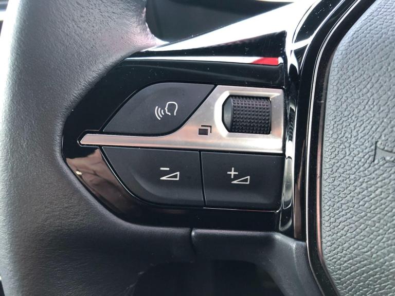 2021 Peugeot E-2008 50kWh Allure Premium Auto 5dr HATCHBACK Electric Automatic