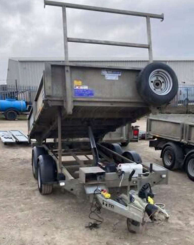Ifor Williams tipping trailer 