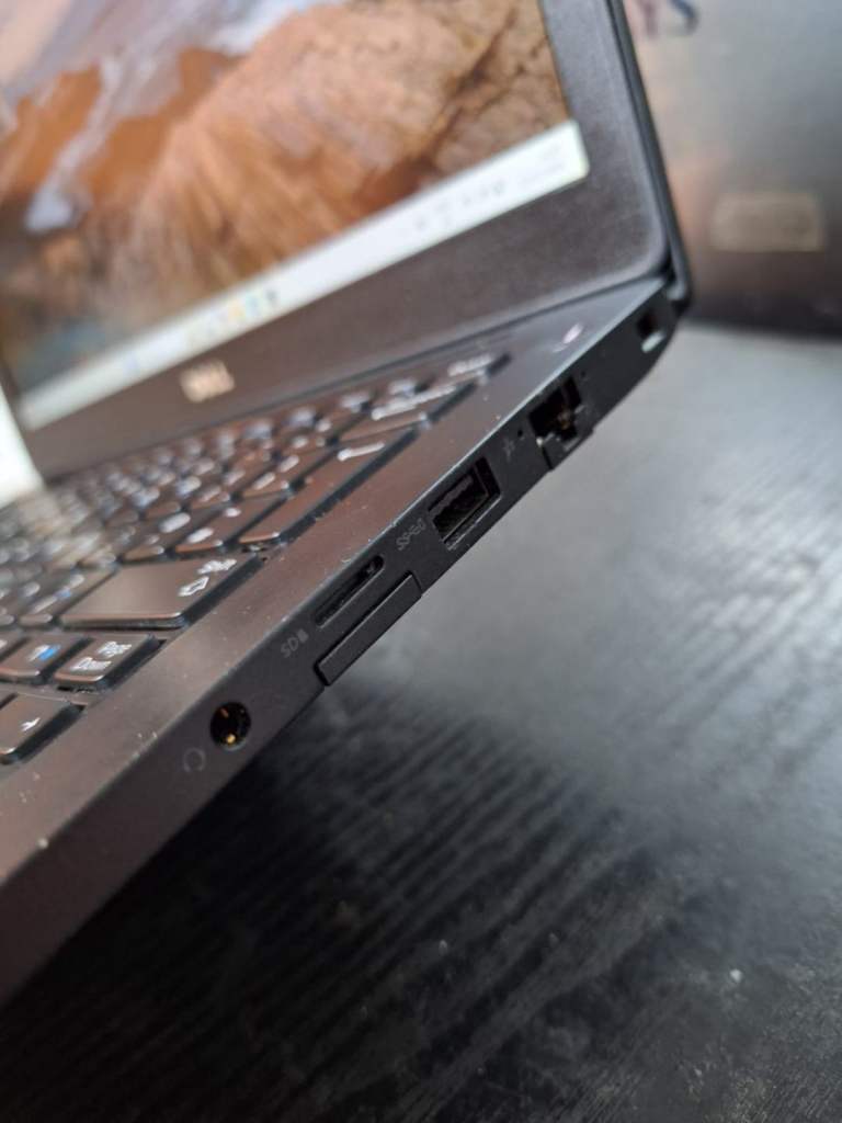 Dell Latitude 7280 | Intel Core i5 7th Gen  8GB RAM  Windows 11 Pro