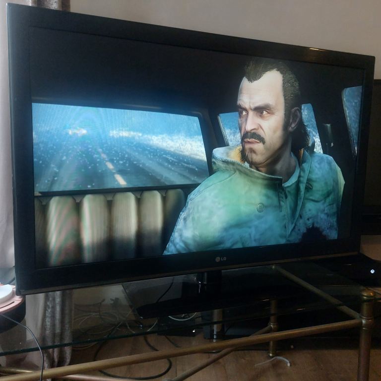 LG 42 inch Flat Screen Tv