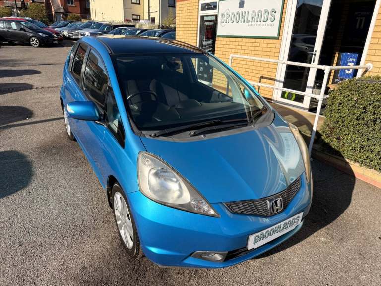2011 Honda Jazz 1.4 ES i-VTEC Blue 5 Door Low Insurance Group Glass Pan Roof