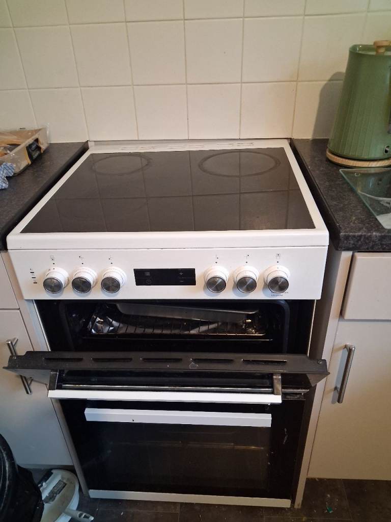 SOLD Beko ceramic grill/oven cooker