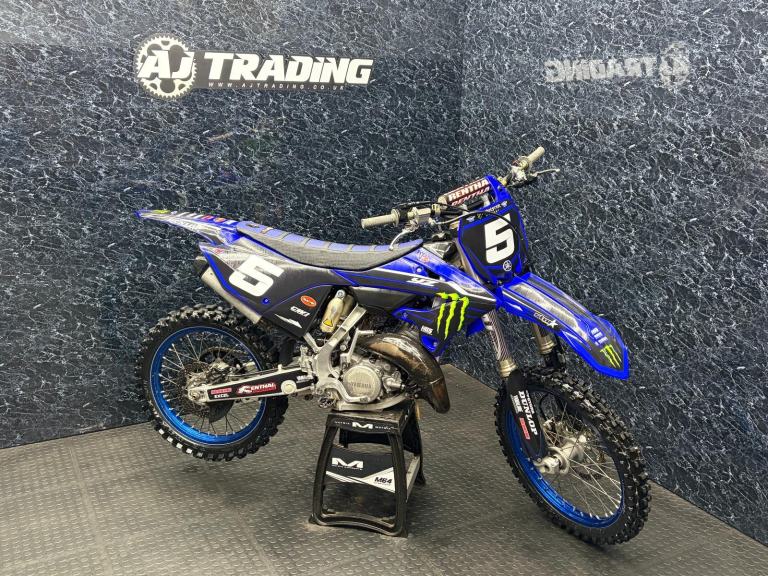 Yamaha YZ 125 2023 ( MX / MOTOCROSS / ENDURO ) @ AJ TRADING