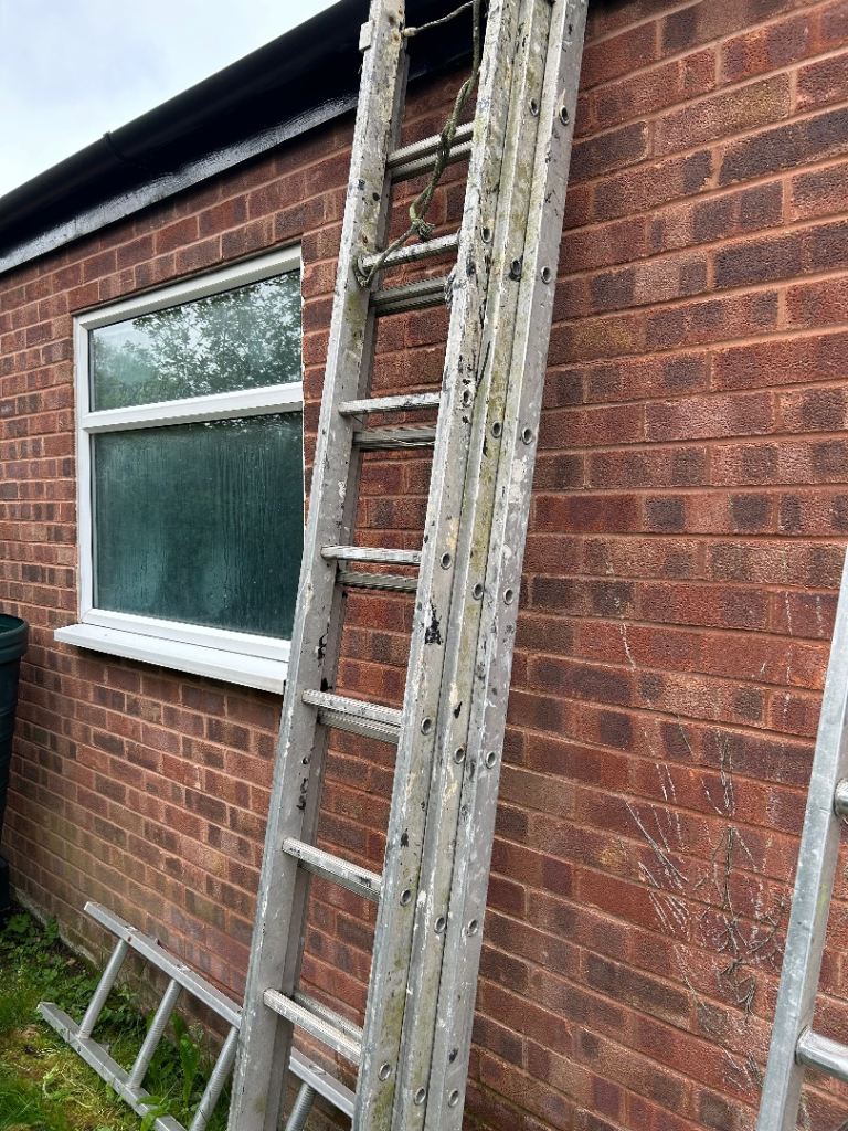 Ladders ( aluminium extensions)
