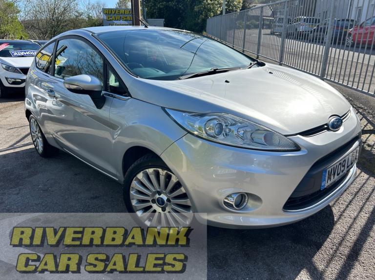 2009 Ford Fiesta 1.4 Titanium 3dr Auto LOW MILEAGE AUTOMATIC  HATCHBACK Petrol Automatic