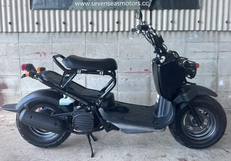 2006 JDM Honda Zoomer 50 carb model