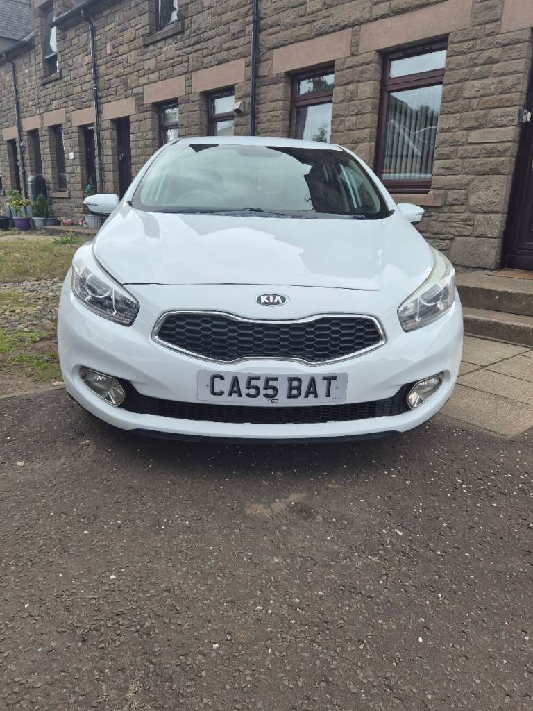 Kia, CEED, Hatchback, 2013, Semi-Auto, 1591 (cc), 5 doors