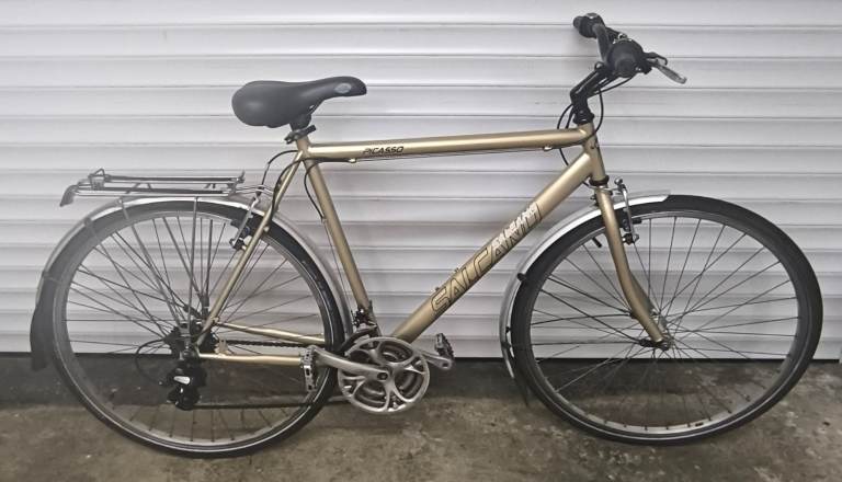 Good quality bike with rack 