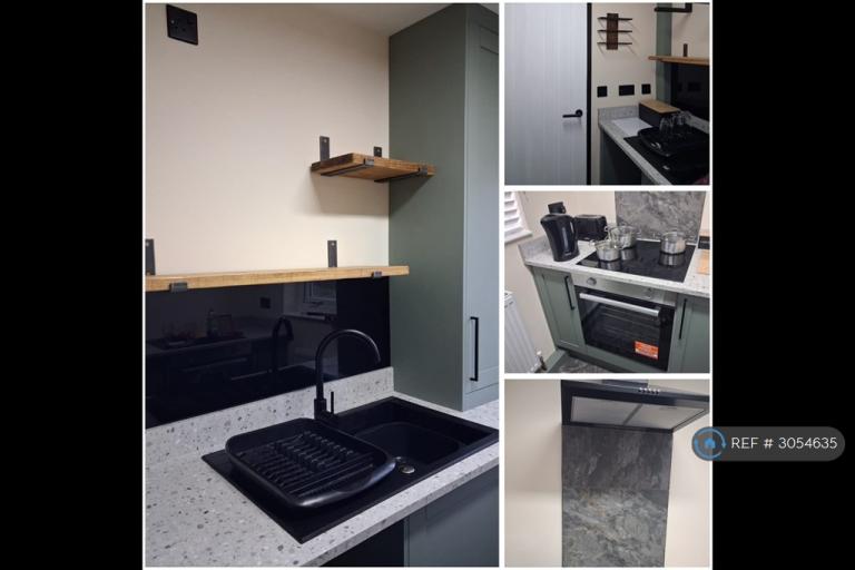 1 bedroom house in Ravenfield Close, Liverpool, L26 (1 bed) (#3054635)