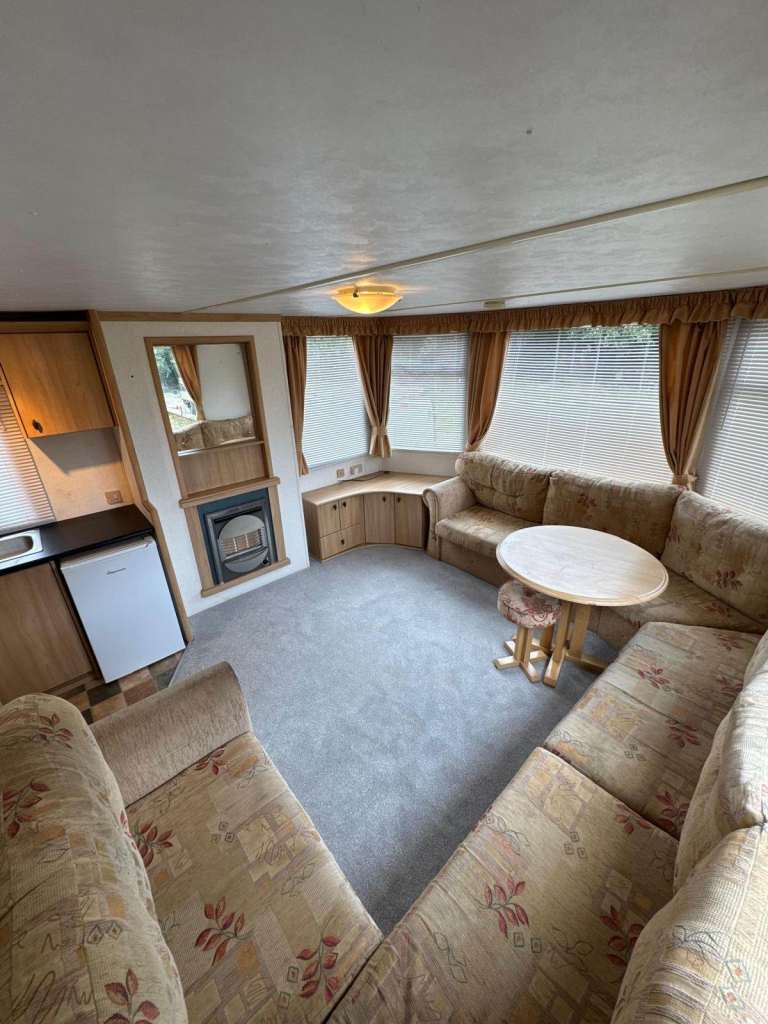 2-bed Mobile Home to Rent on a gated-community near Newton Abbot, Devon