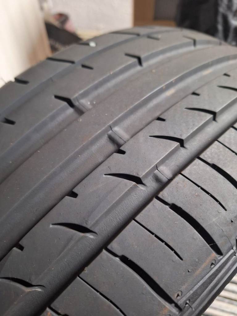 4 tyres. Falken Azenis FK453cc. 215/50R18 92W
