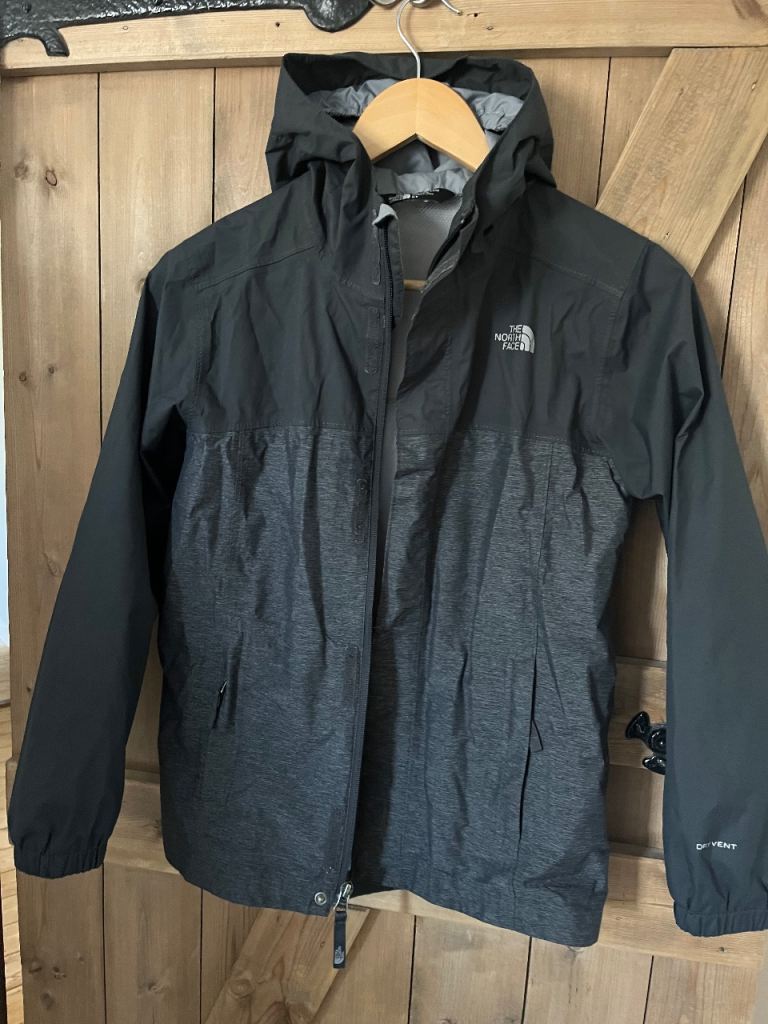 Kids Northface rain coat size Medium age 10-12