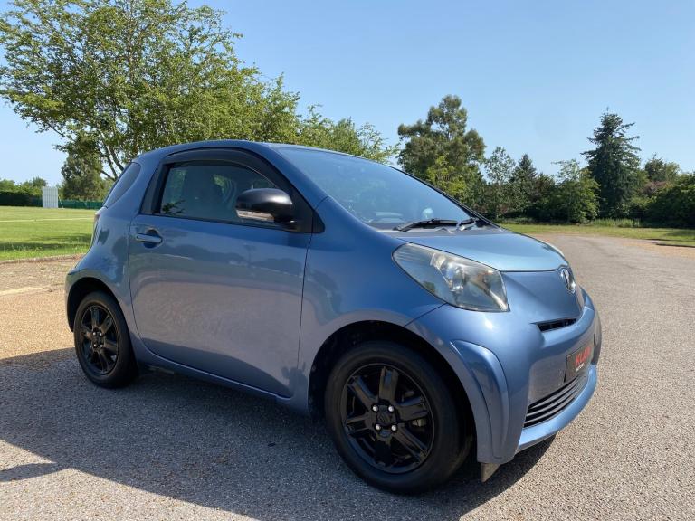 2010 Toyota IQ 100G Leather Package 1.0 VVT-i Automatic 3dr Petrol  Petrol
