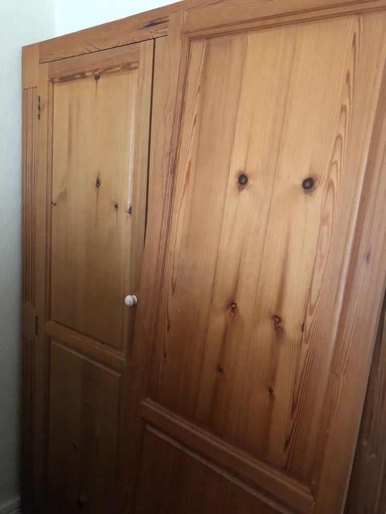Wardrobe 